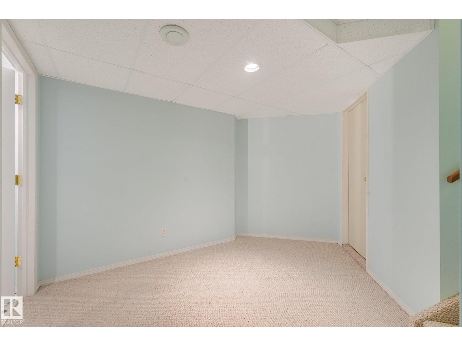 1225 KANE WD NW - Image 35