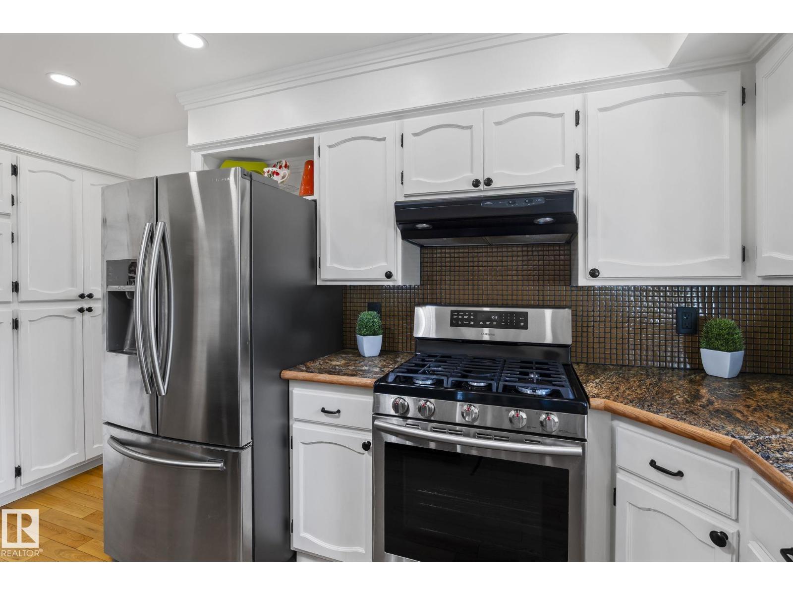 4111 131 AV NW - 12