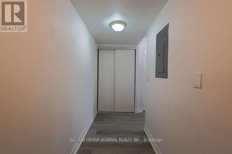 #409 60 FAIRFAX CRESCENT - Image 18