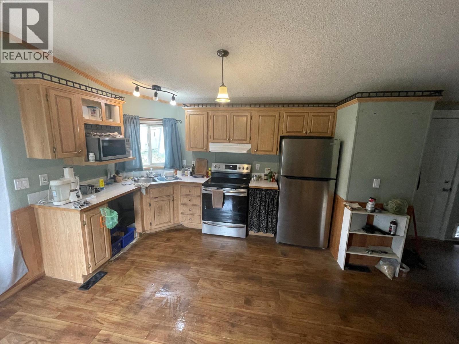 765 3 Highway - Image 13