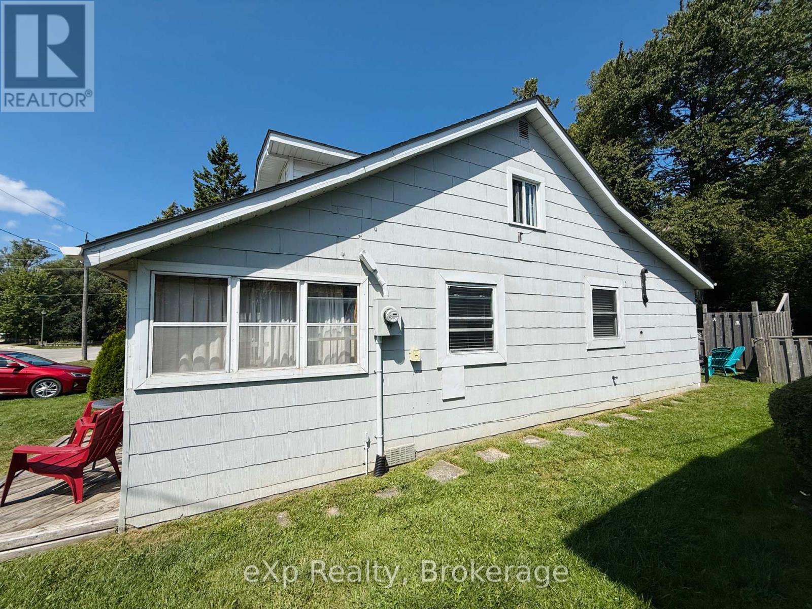 177 ELGIN STREET - 4