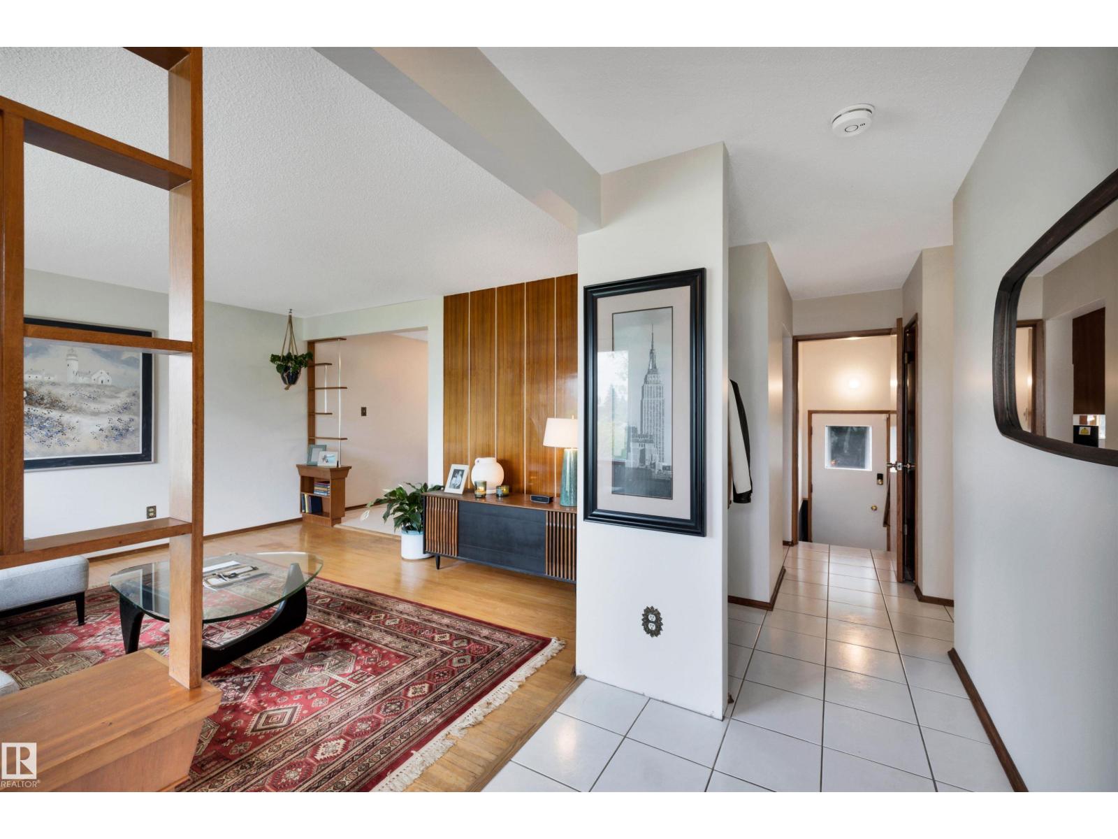 7211 132 AV NW - 20