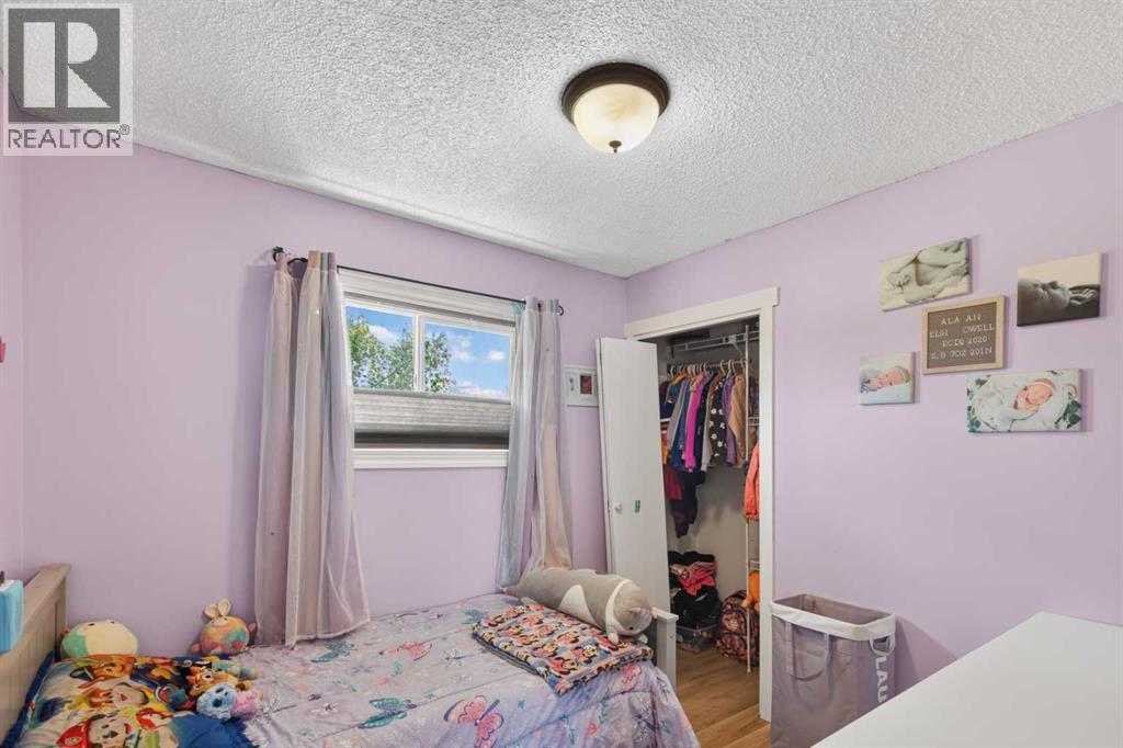 9922 83 Avenue - Photo 8