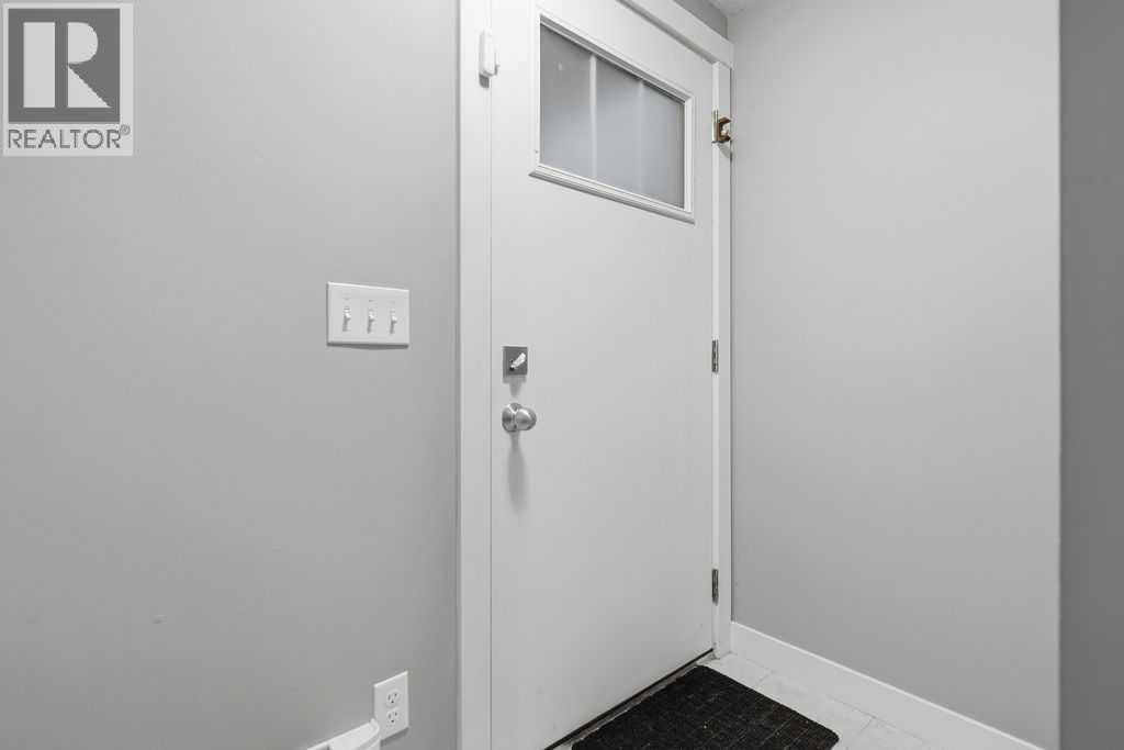 218 Cranford Walk SE - 3
