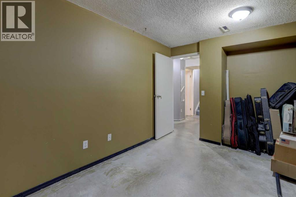 16 Martingrove Mews Northeast - Photo 25