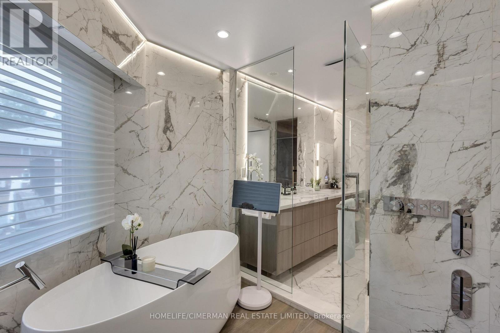 124 LYNDHURST AVENUE - 16