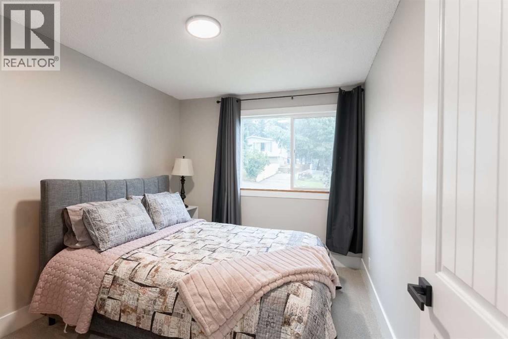 2802 77 Street - Image 15