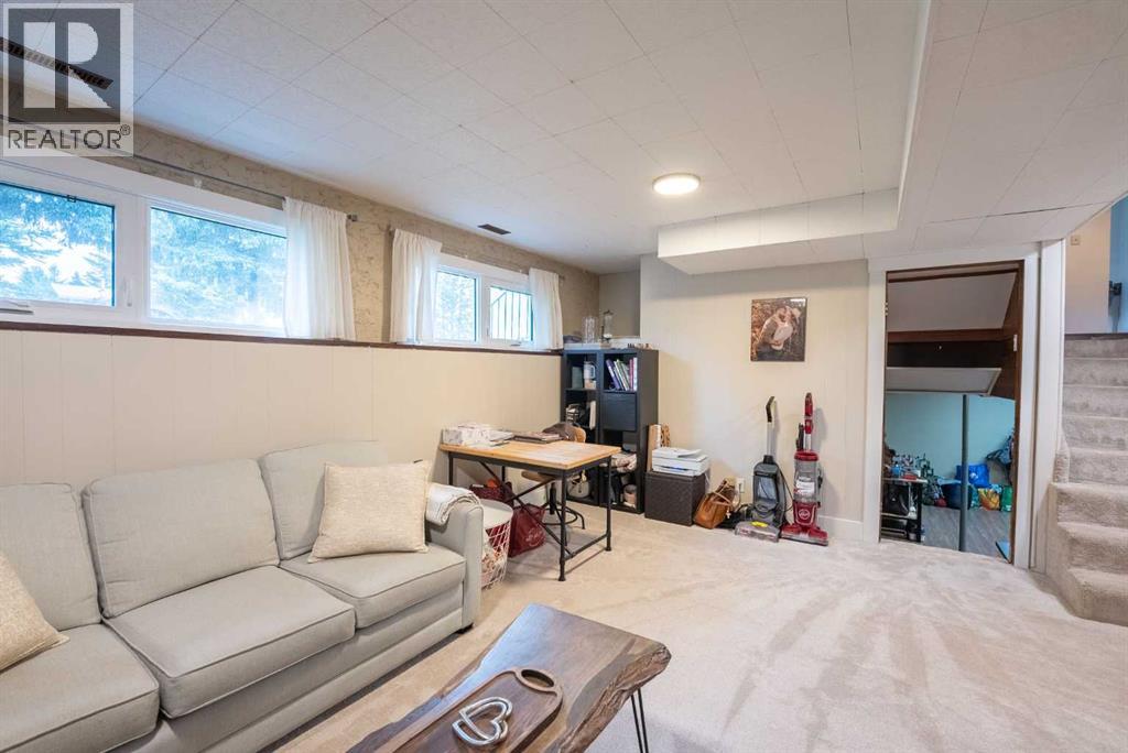 2802 77 Street - Image 20
