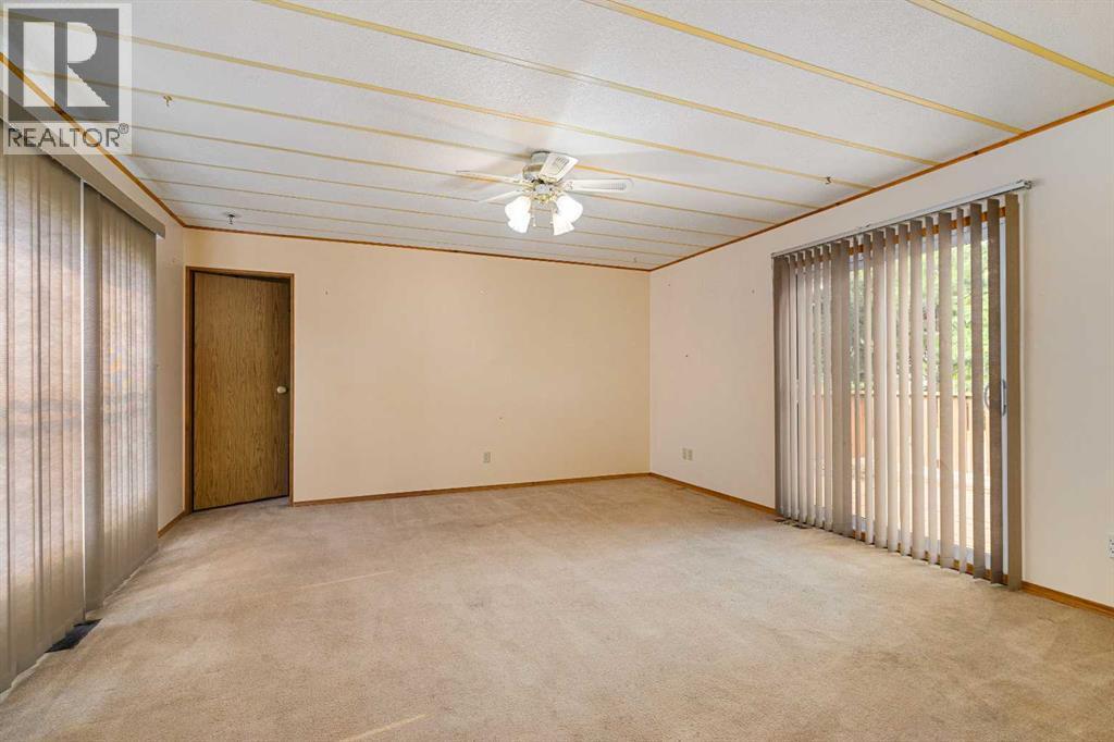 364 Burroughs Circle Northeast - Photo 7