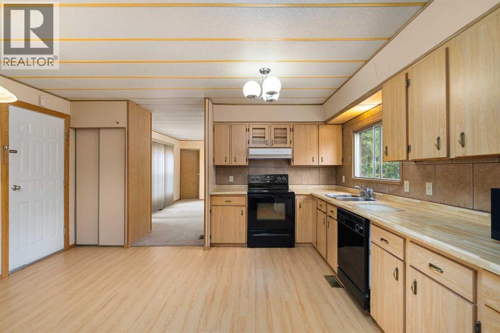 364 Burroughs Circle Northeast - Photo 6
