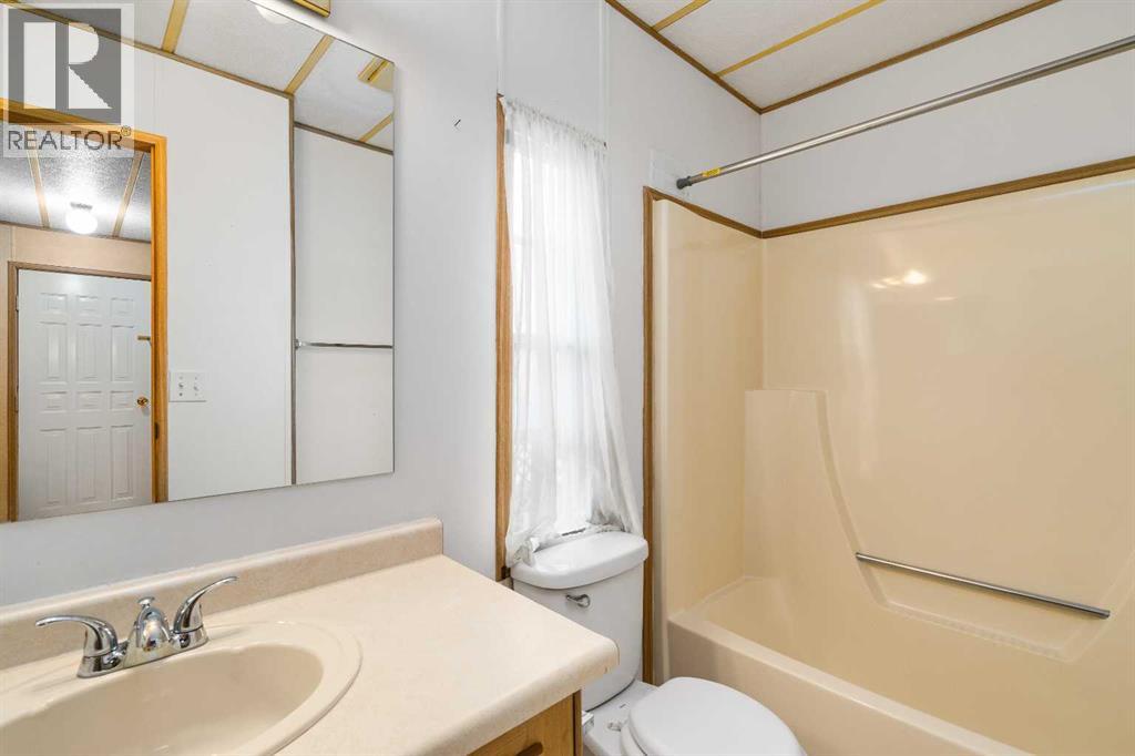 364 Burroughs Circle Northeast - Photo 16