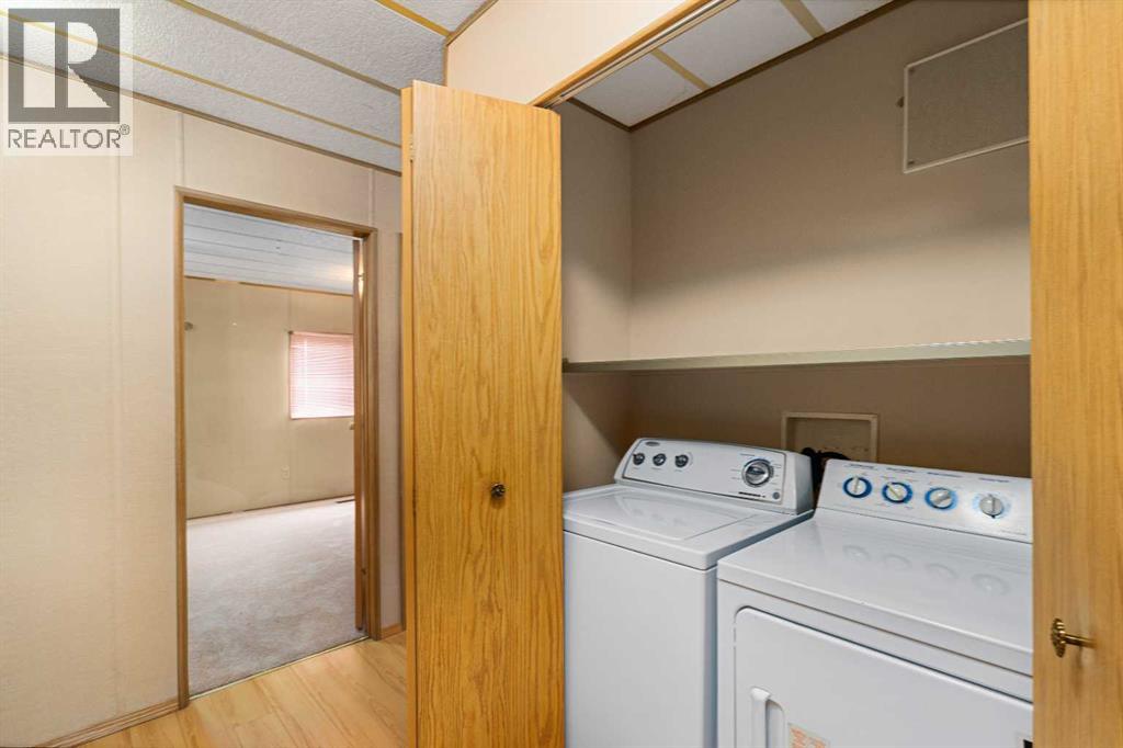 364 Burroughs Circle Northeast - Photo 9