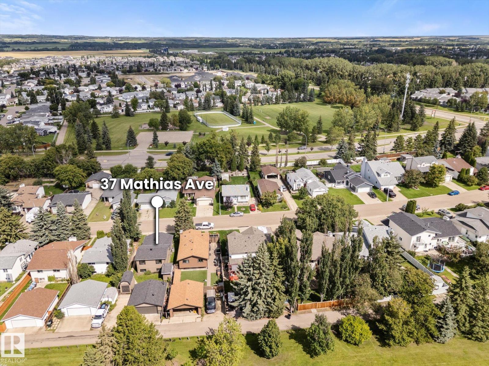 37 MATHIAS AV - Image 8