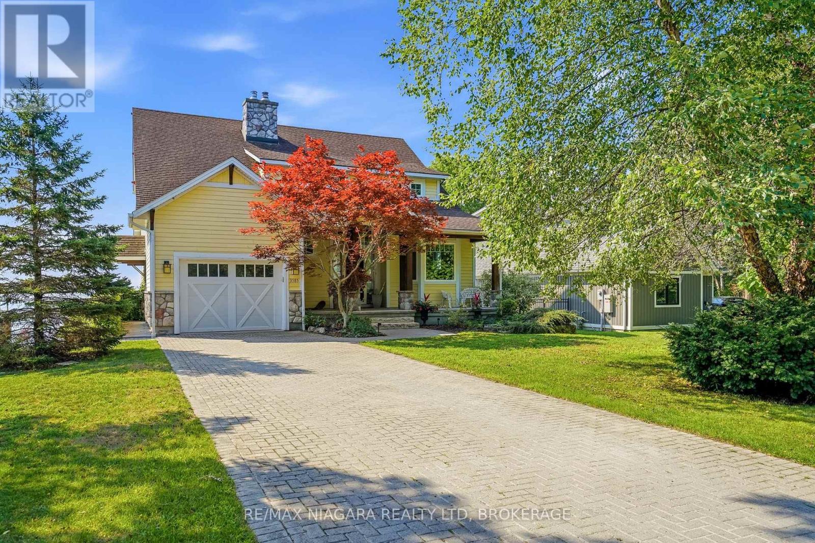3585 YACHT HARBOUR ROAD - 2