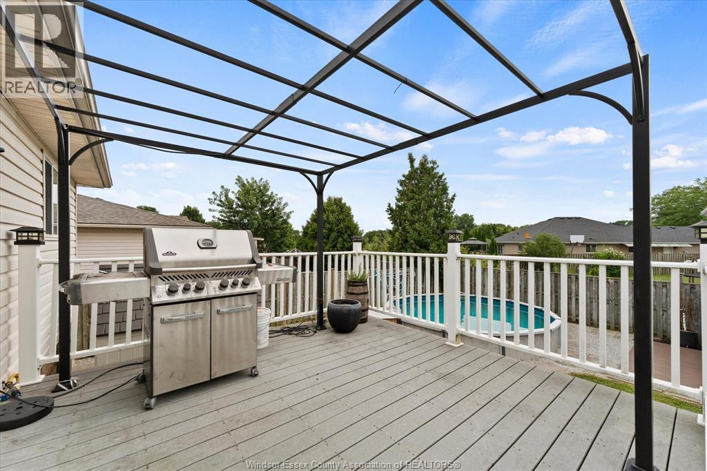 1095 LAKEVIEW - Image 21