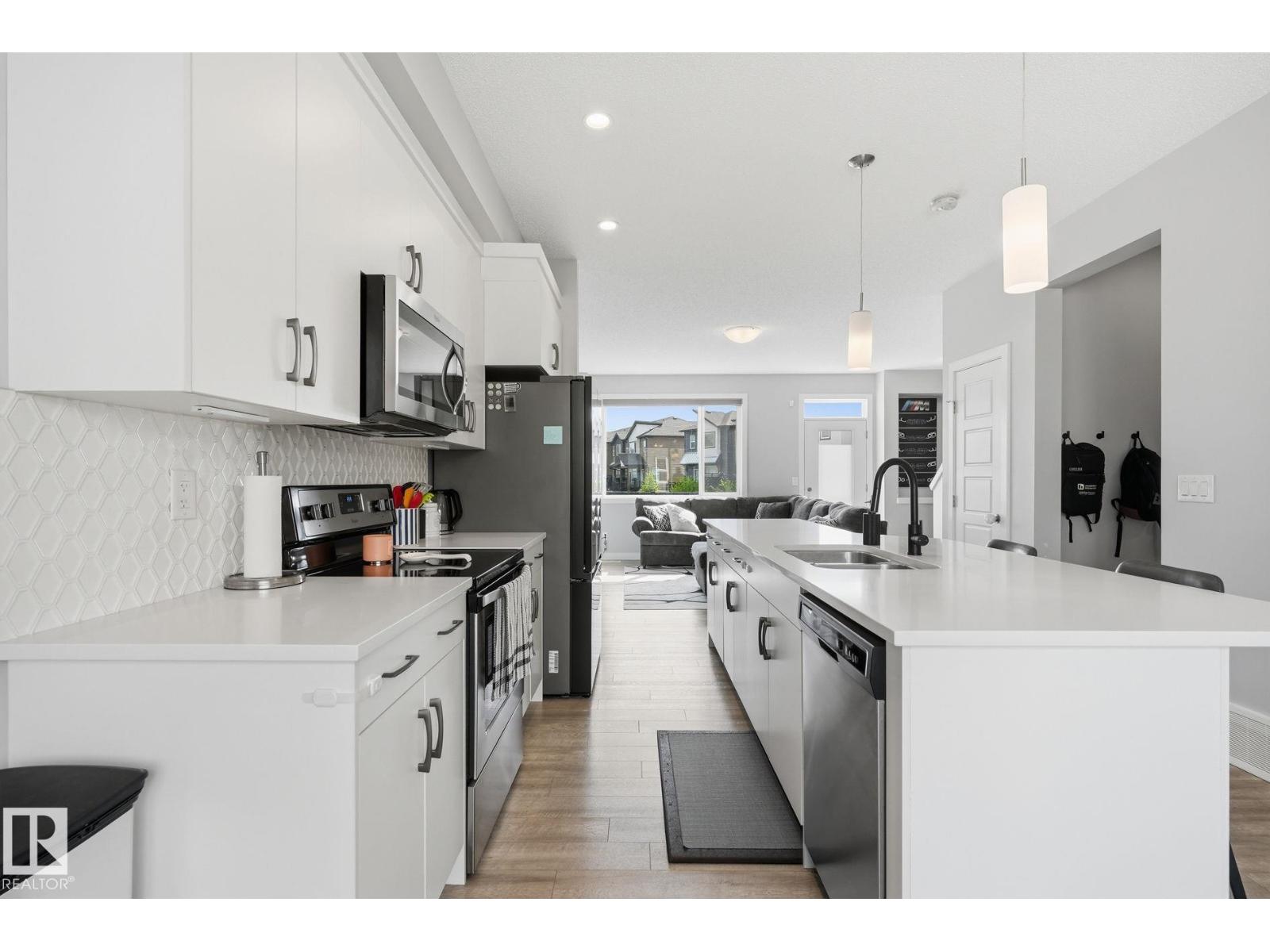 #73 16903 68 ST NW - Image 8