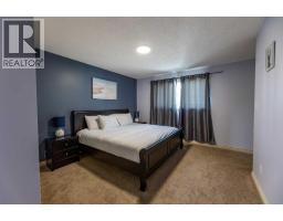 3pc Bathroom - 433 Collinge Road, Hinton, AB T7V1L1 Photo 15