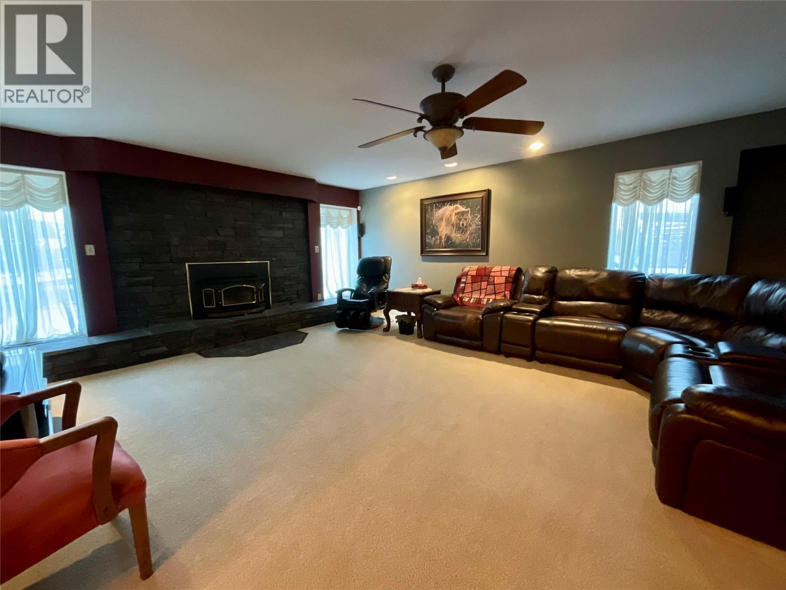 12 Collier Place - Image 4