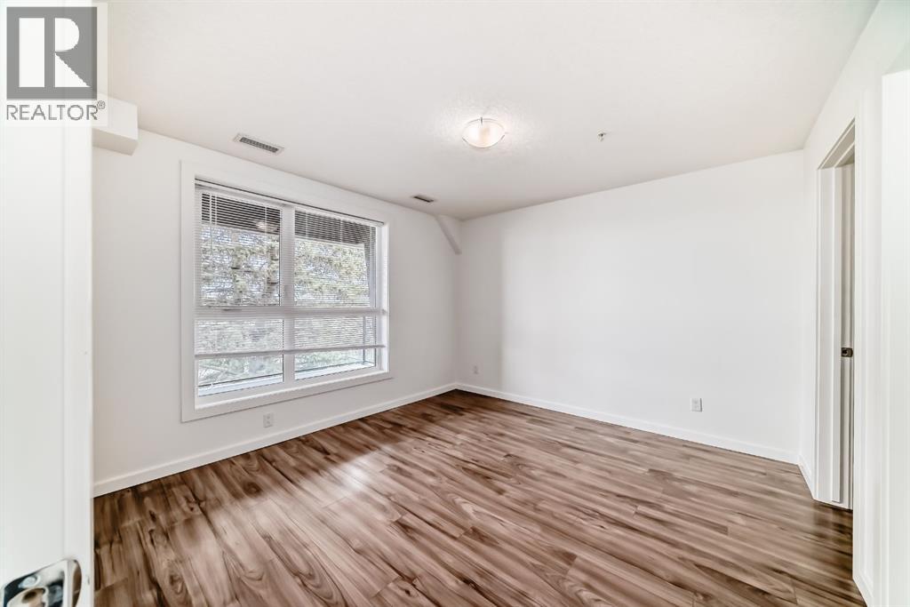 1629 38 Street Southwest - Photo 17