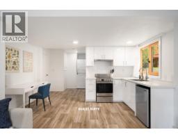 1569 Whitesails Drive, Bowen Island, BC V0N1G2 Photo 32