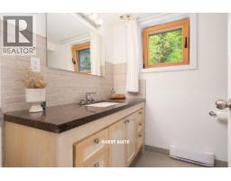 1569 Whitesails Drive, Bowen Island, BC V0N1G2 Photo 34