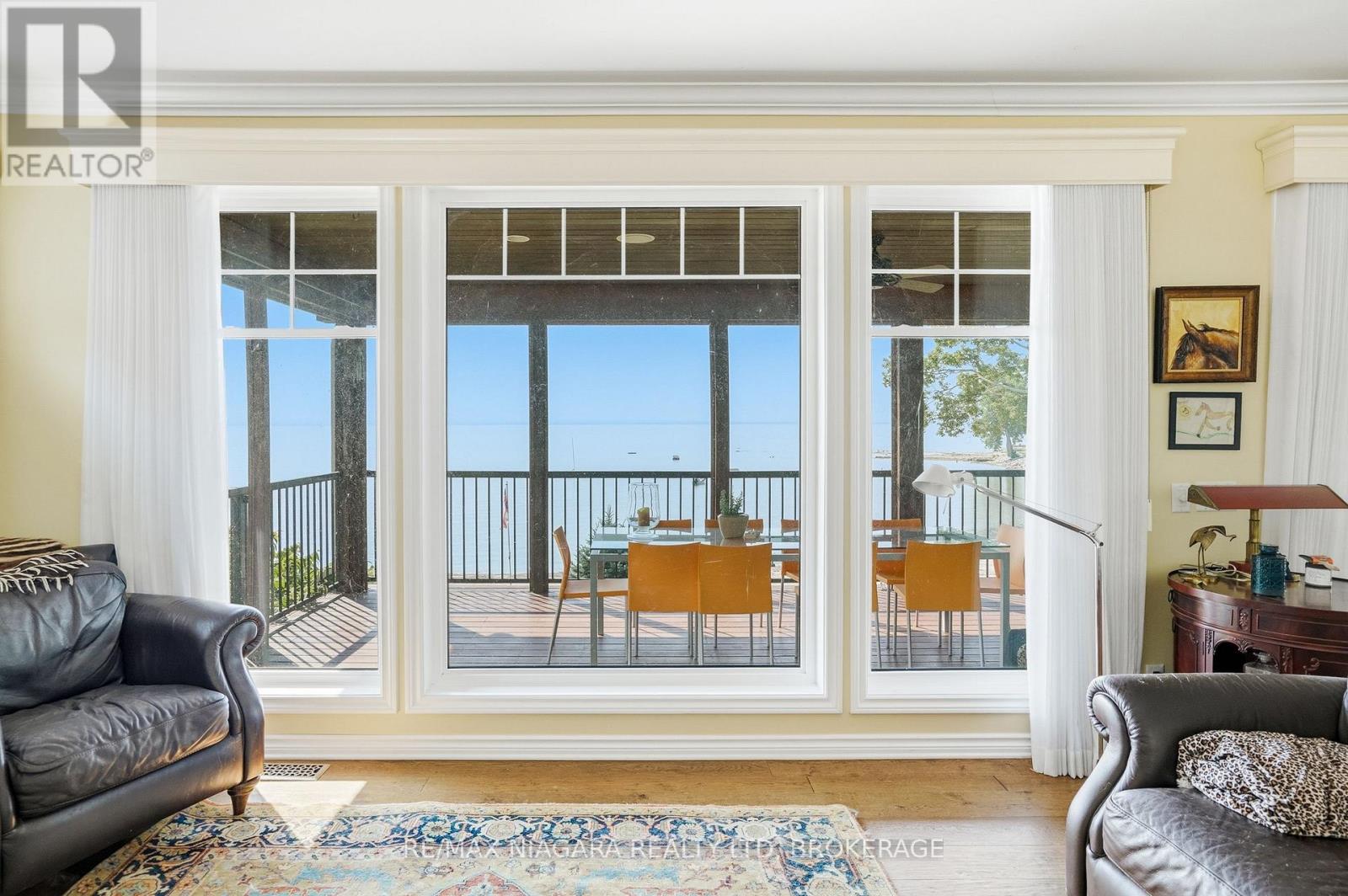 3585 YACHT HARBOUR ROAD - Image 28