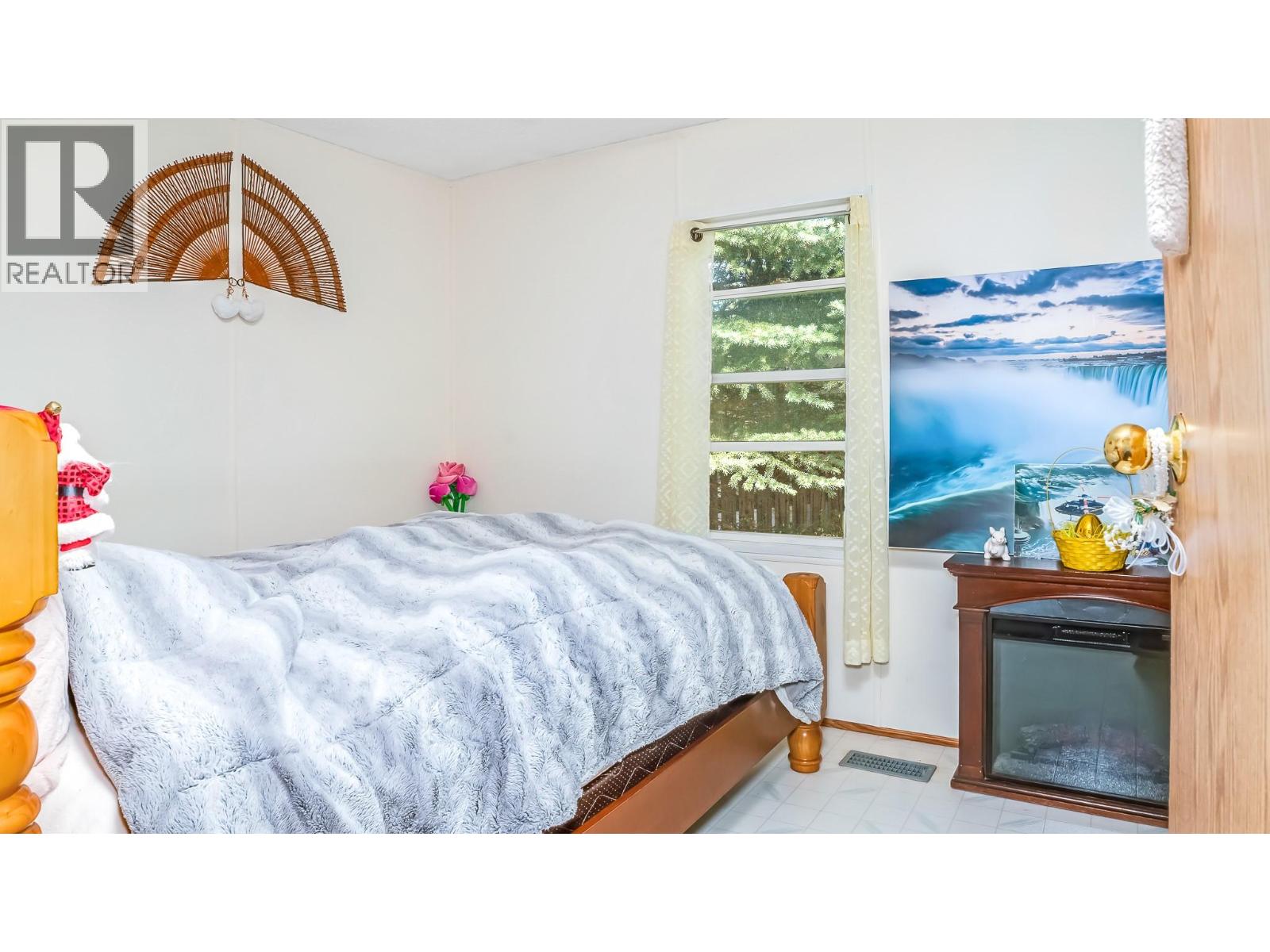 5702 BERTHA Road - 6