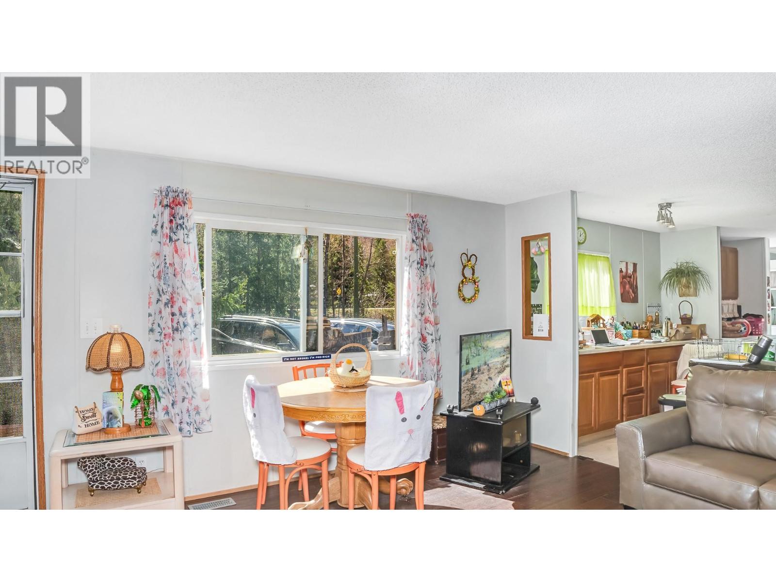 5702 BERTHA Road - 4