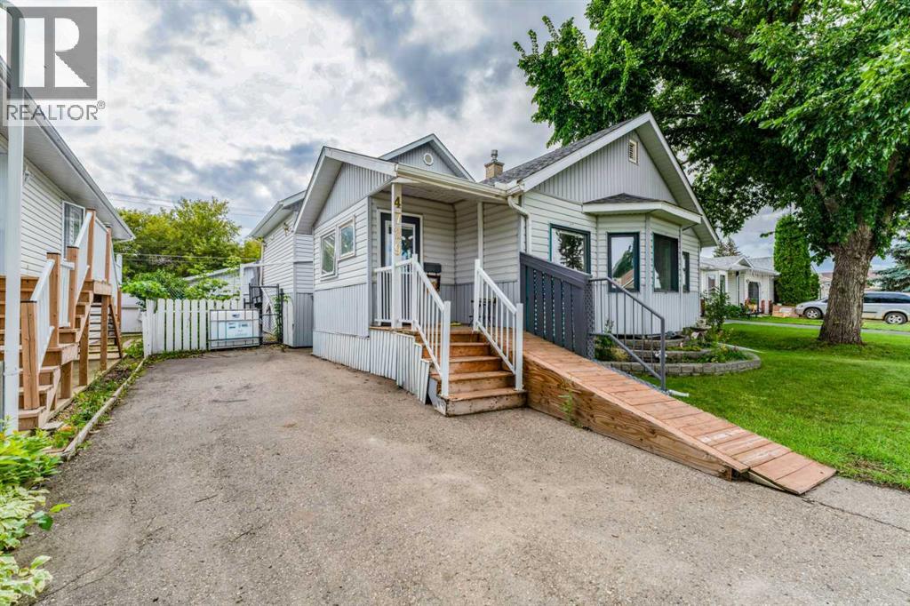 4729 49A Avenue - Image 3
