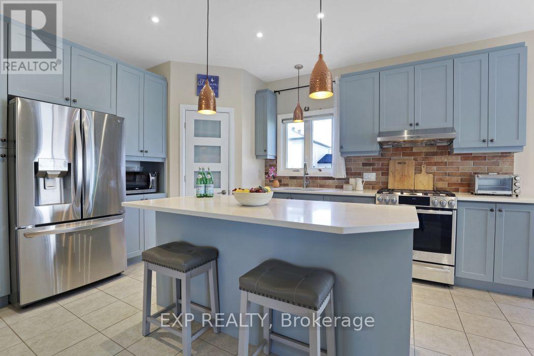 5 Bed, 4 Bath House for Sale in Russell – 225 SUNSET CRESCENT, Russell – MLS# X13680328 - Image 12