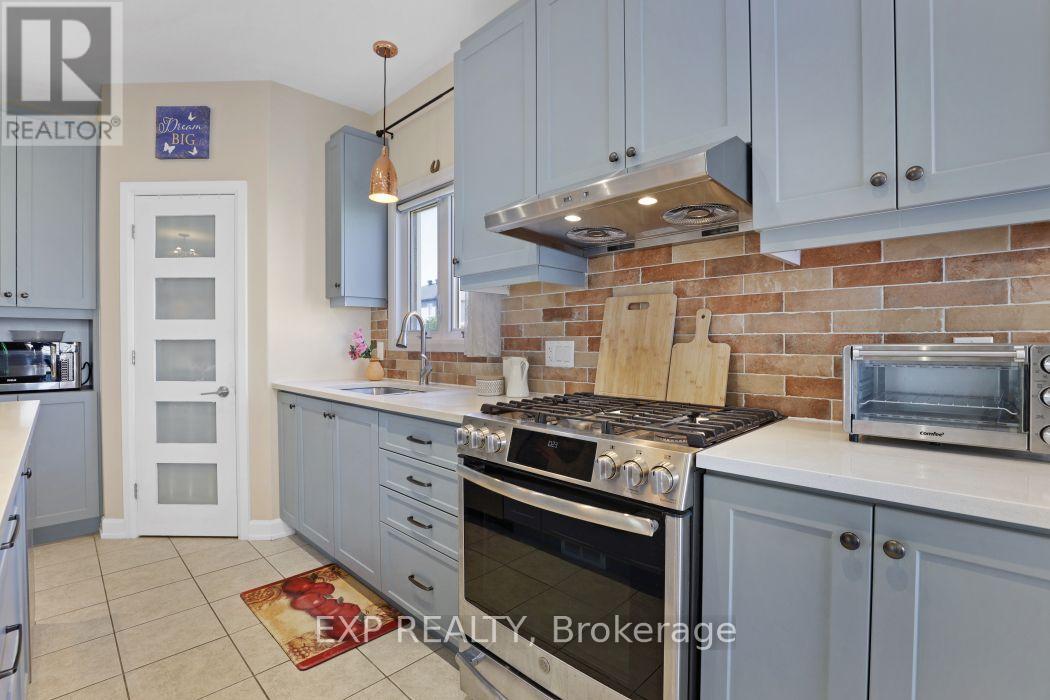 5 Bed, 4 Bath House for Sale in Russell – 225 SUNSET CRESCENT, Russell – MLS# X13680328 - Image 13