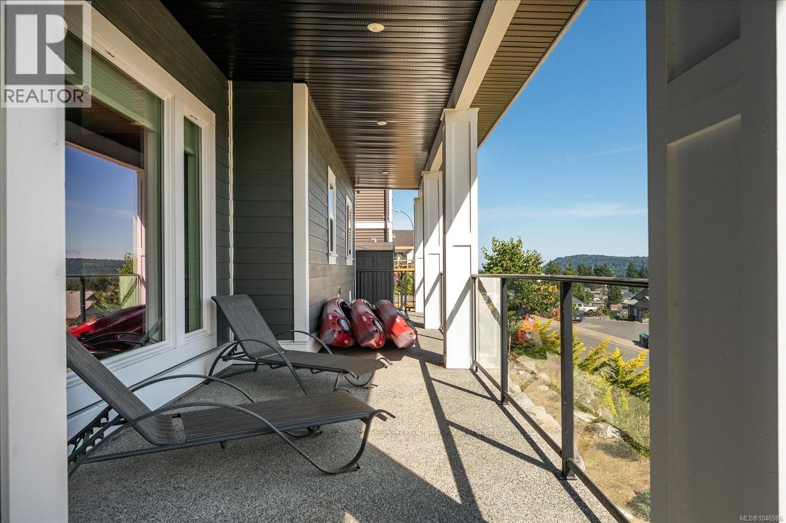 909 Hanington Rd - Image 37