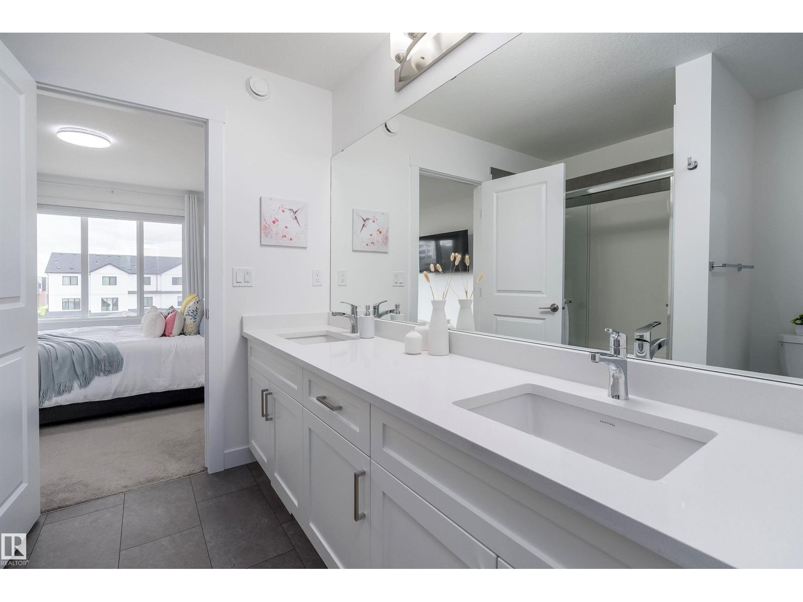 9307 221 Street NW - Photo 26