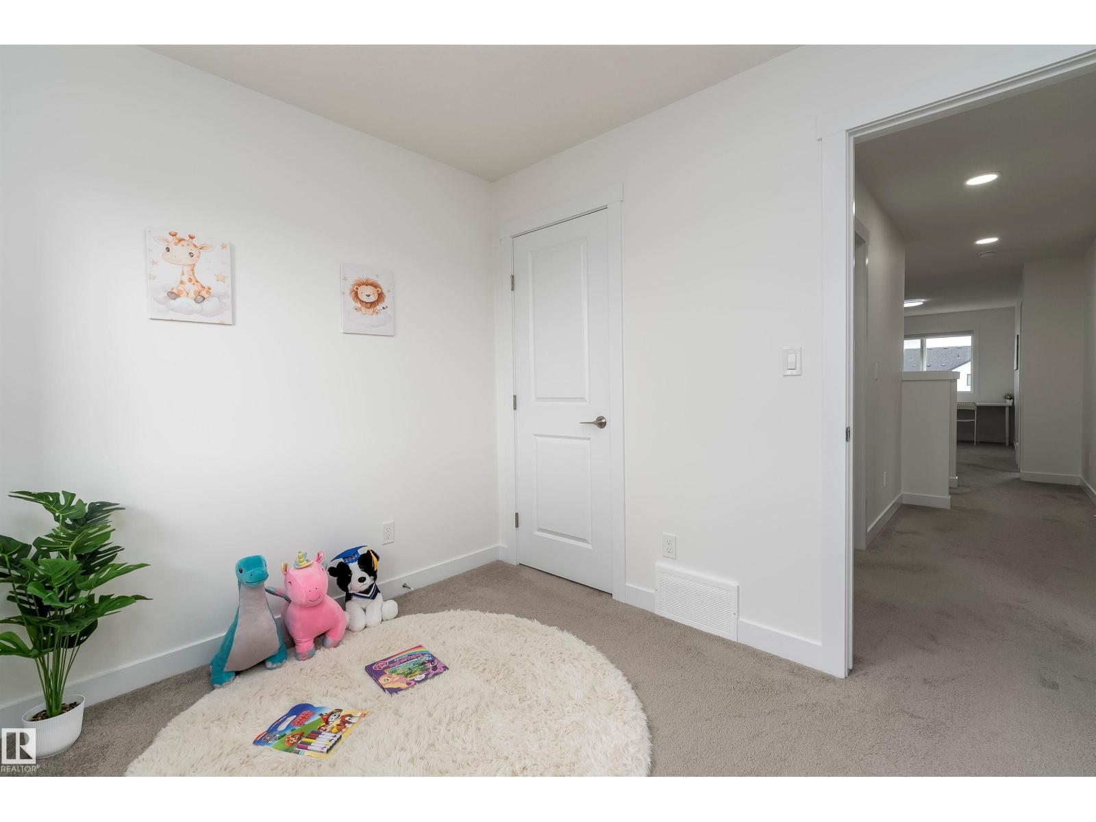 9307 221 Street NW - Photo 32