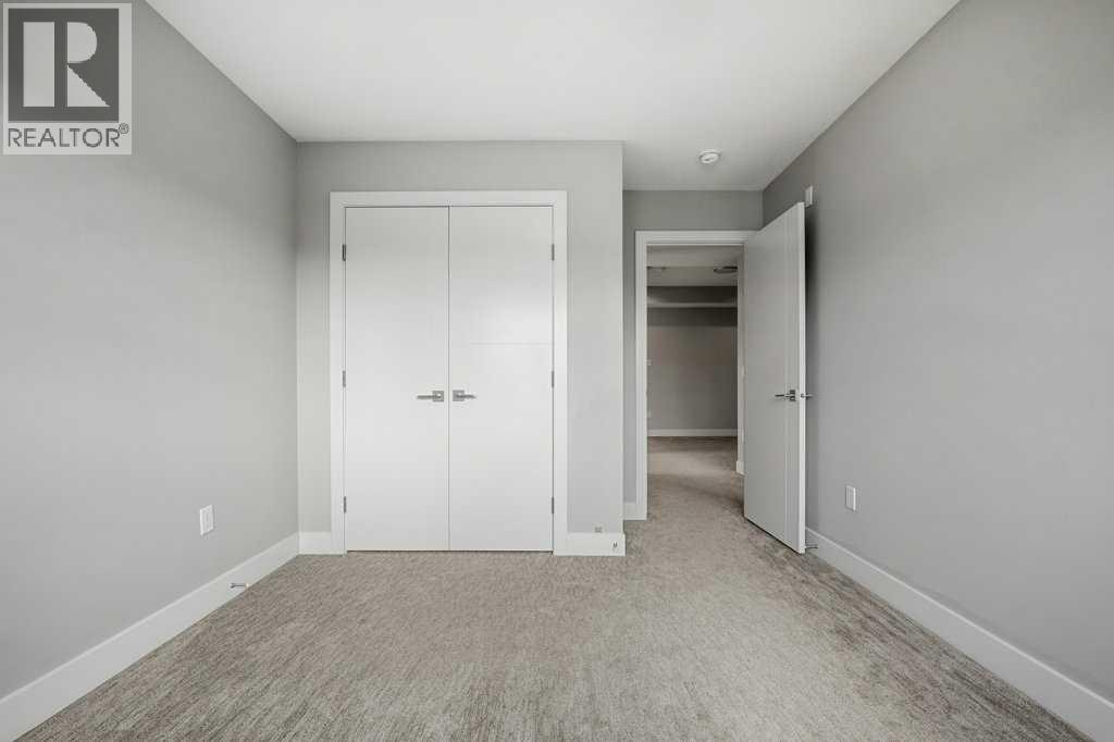 637 14 Avenue Northeast - Photo 23