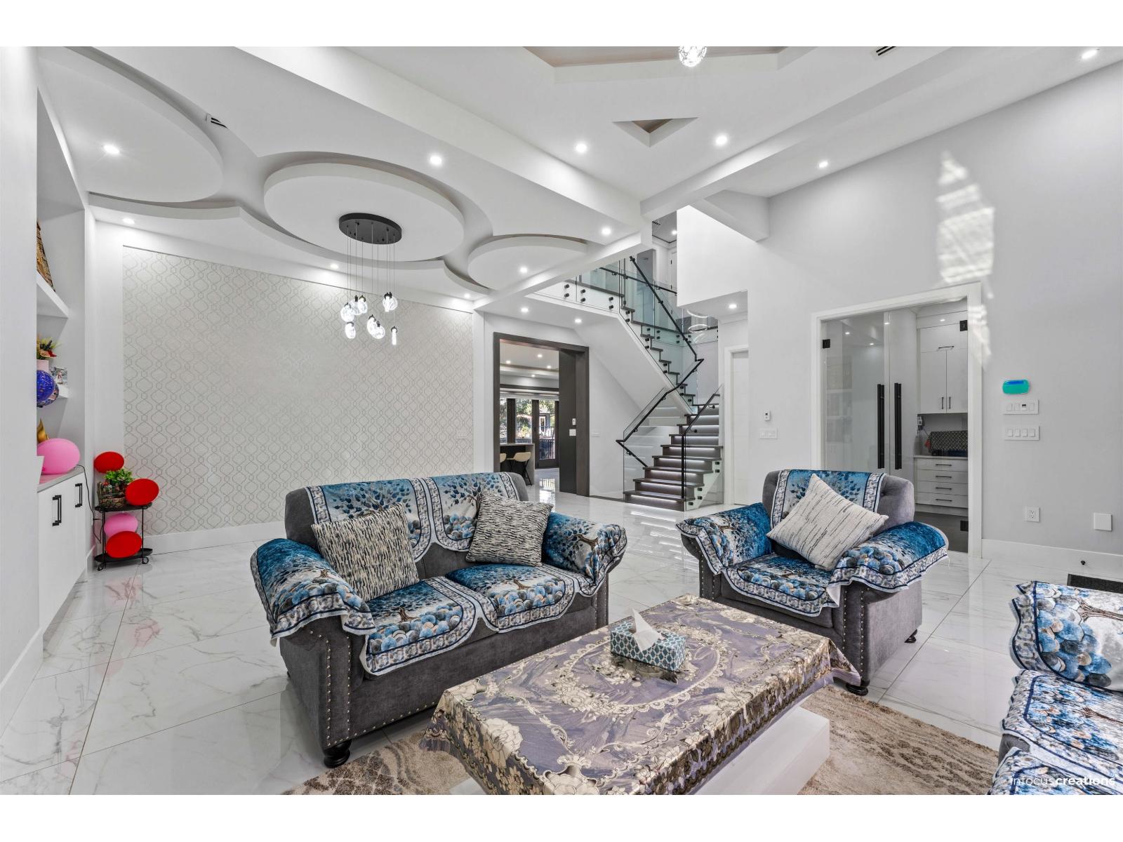 10 Bed, 9 Bath House for Sale in Surrey – 18339 63 AVENUE, Surrey – MLS# R3152891 - Image 15