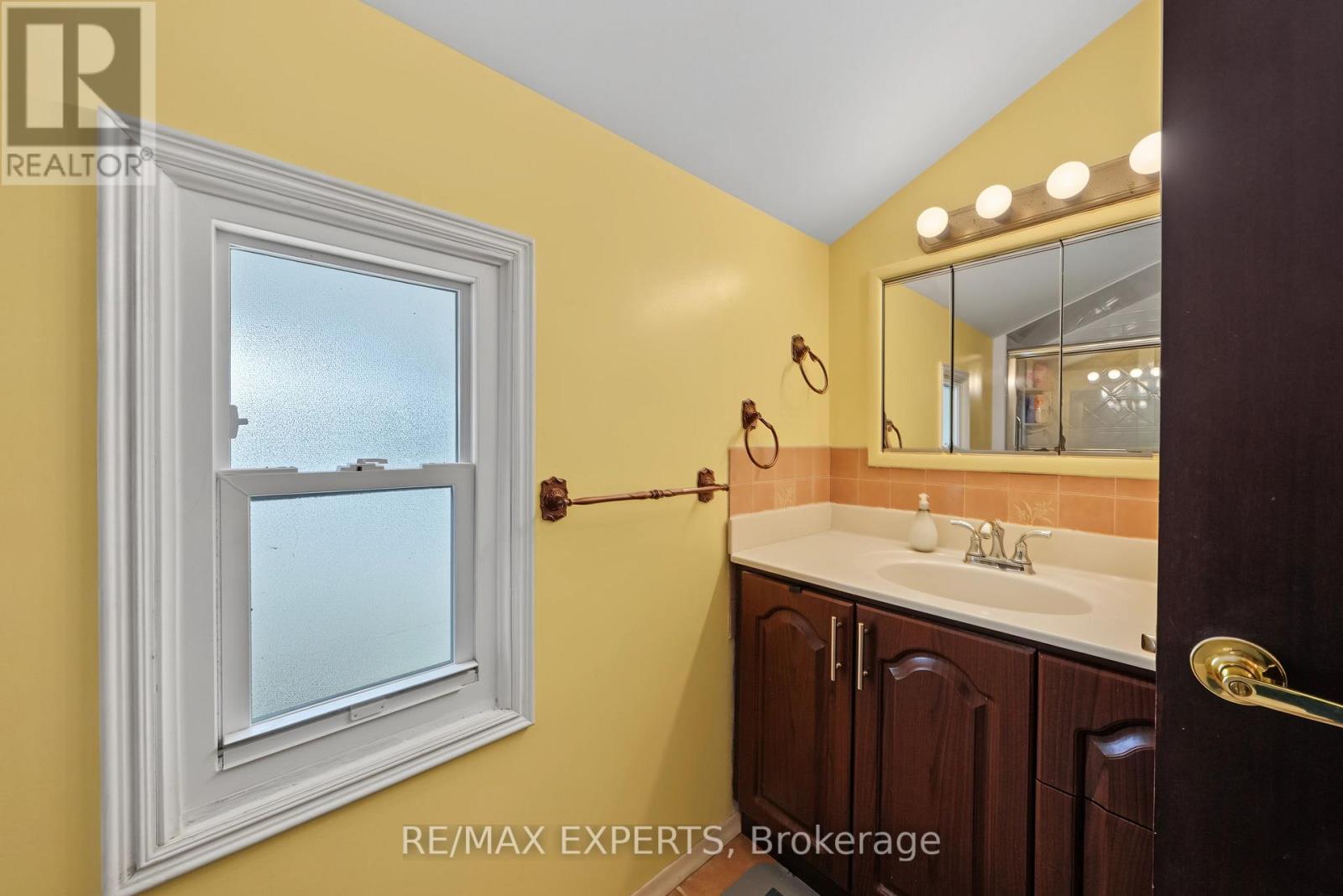 71 DOGWOOD CRESCENT - Image 27