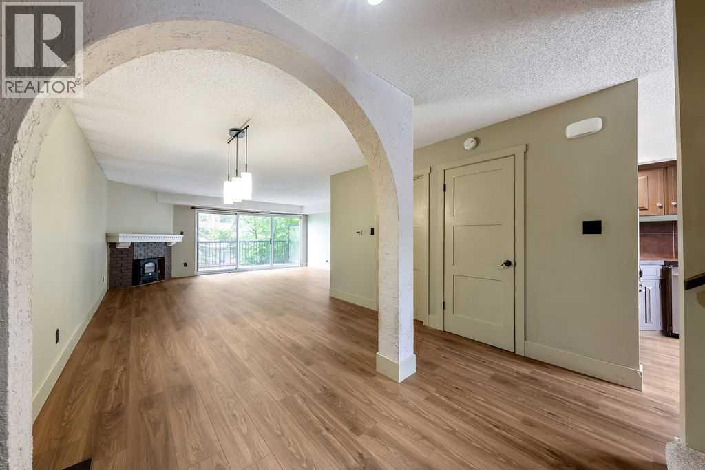 12, 2204 Paliswood Road SW, Palliser, Calgary photo 3
