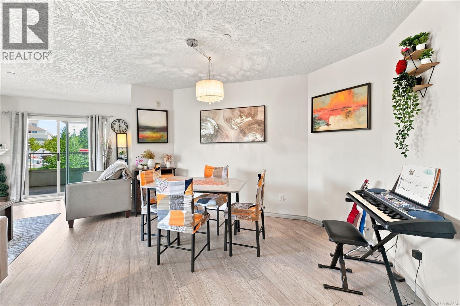 #303 3700 Carey Rd - 6