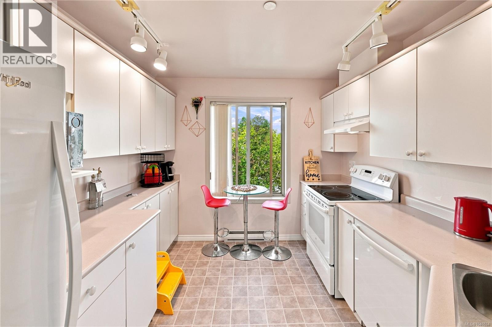 #303 3700 Carey Rd - 8