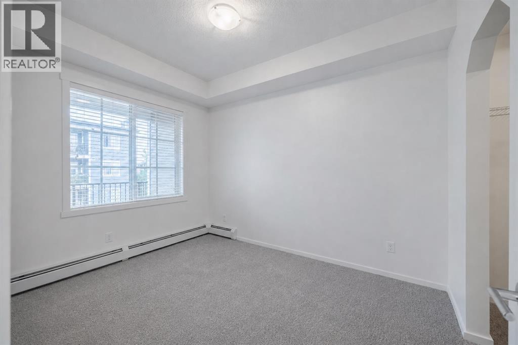215 Legacy Boulevard Southeast - Photo 16