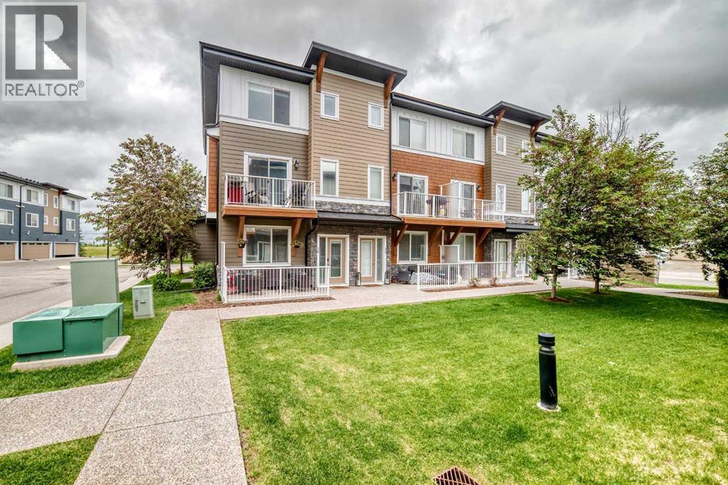 111 Rainbow Falls Gate