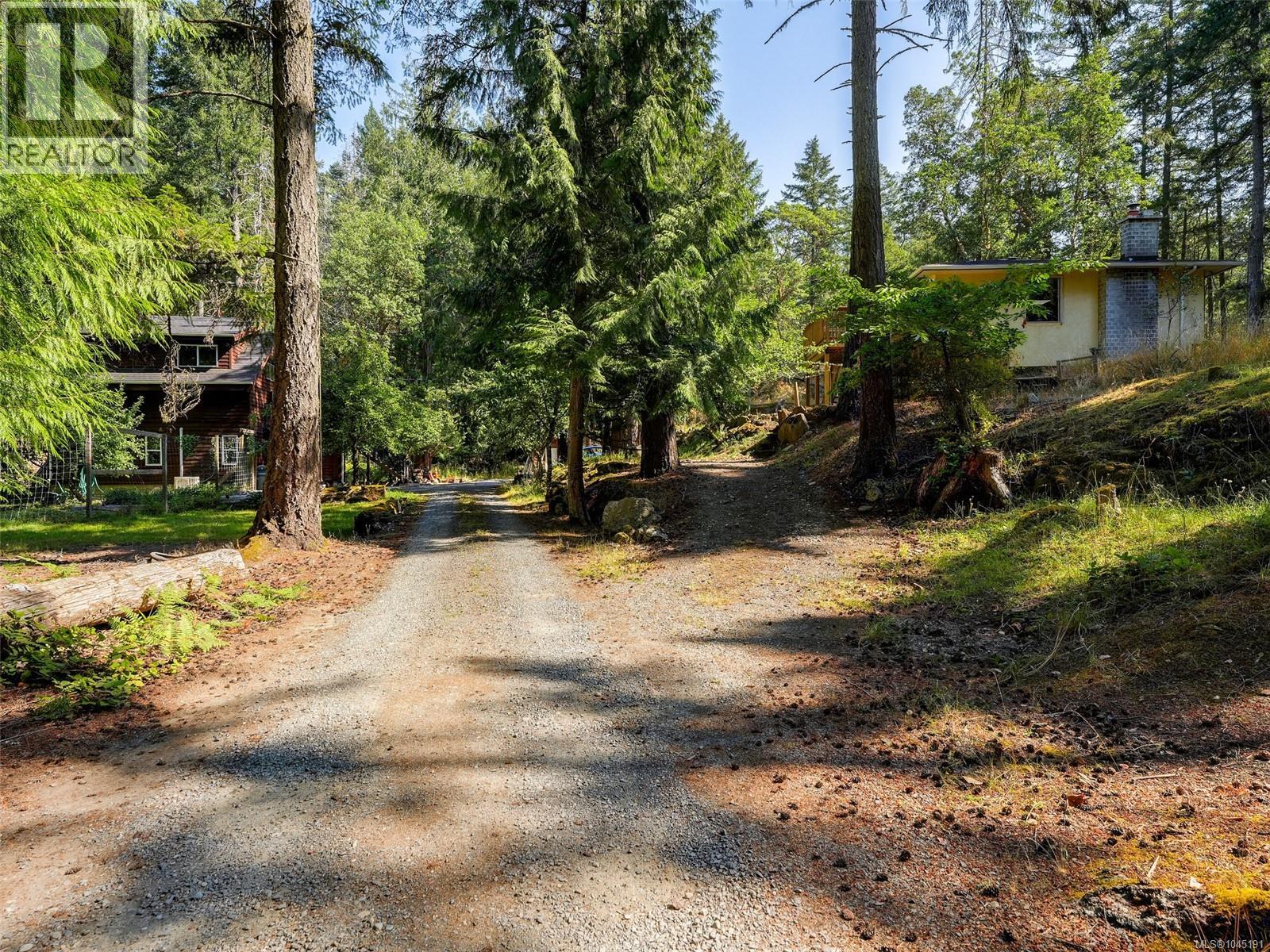 912 Finlayson Arm Rd - 22