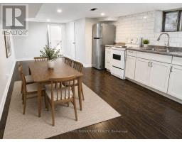 916 Woodbine Avenue, Toronto, ON M4C4B7 Photo 14