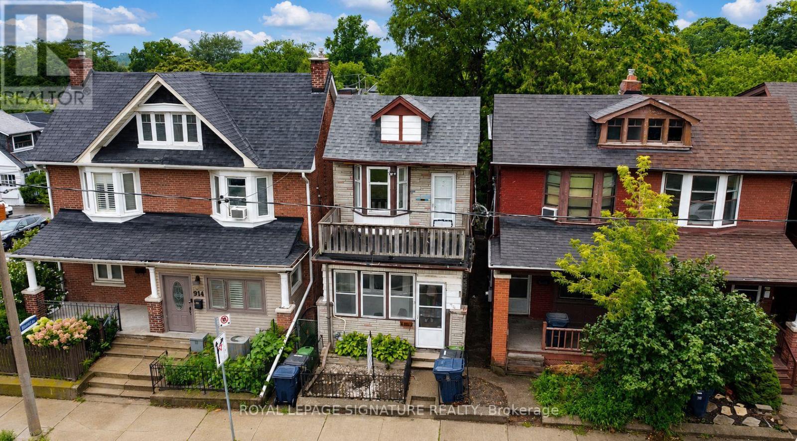 916 WOODBINE AVENUE - 22