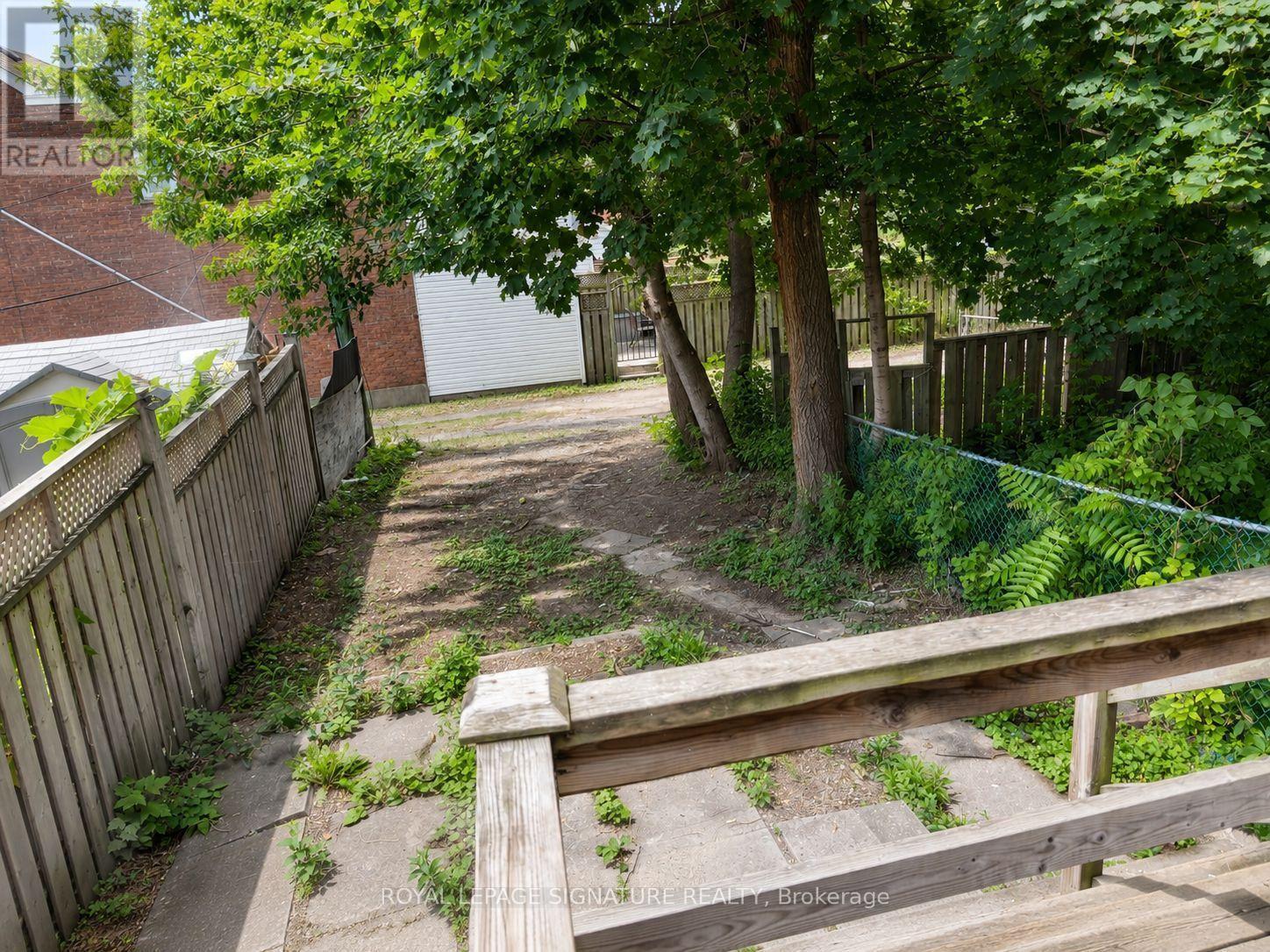 916 WOODBINE AVENUE - 21