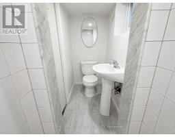 916 Woodbine Avenue, Toronto, ON M4C4B7 Photo 18