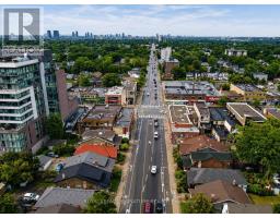 916 Woodbine Avenue, Toronto, ON M4C4B7 Photo 25