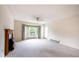 201 14957 Thrift Avenue, White Rock, BC V4B2K1 Photo 10