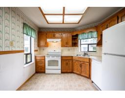 201 14957 Thrift Avenue, White Rock, BC V4B2K1 Photo 7